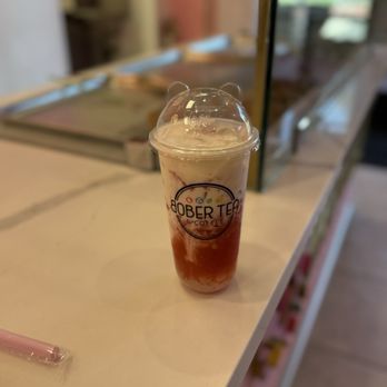 Bober Tea & Coffee - Chizu Strawberry Green Tea - Coffee & Tea Near Me - Rancho Cordova, California