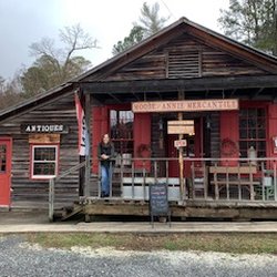 Moose and Annie Mercantile - We hope you stop by. We have lots of antiques, and there's always something new!