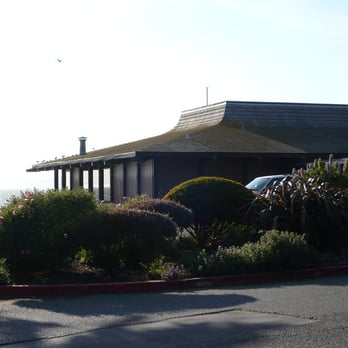 Skates On The Bay - exterior - Seafood Near Me - Berkeley, California Skates On The Bay - exterior - Seafood Near Me - Berkeley, California