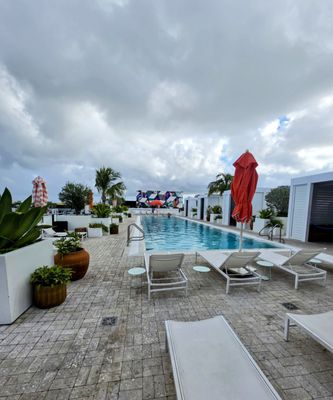 Arlo Wynwood by null