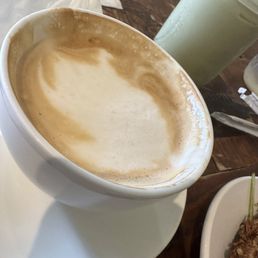 Latte, iced matcha