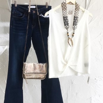 Elle Gray - Women's Clothing Near Me - Nashville, Tennessee Elle Gray - Women's Clothing Near Me - Nashville, Tennessee