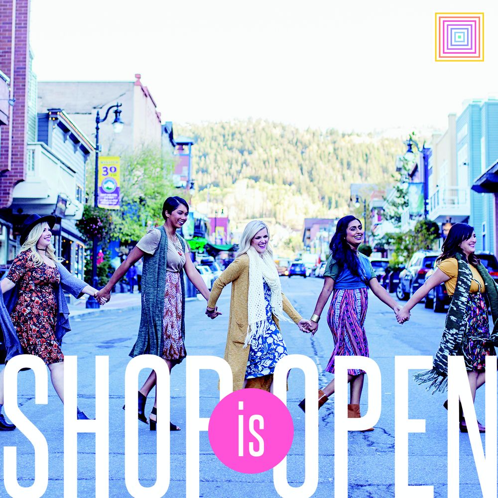 LuLaRoe - Gail Oliver Logo