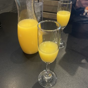 Wally Hatchet’s - Mimosas for mommies! - Comfort Food Near Me - Memphis, Tennessee