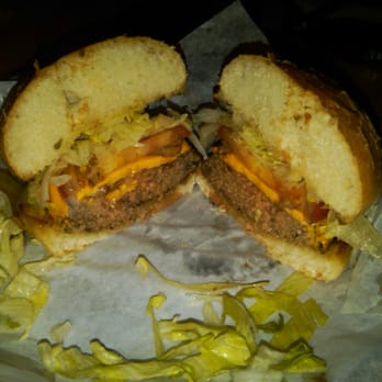 Bill's Place Bar & Grill - Cheeseburger - Bars Near Me - Wheatland, California