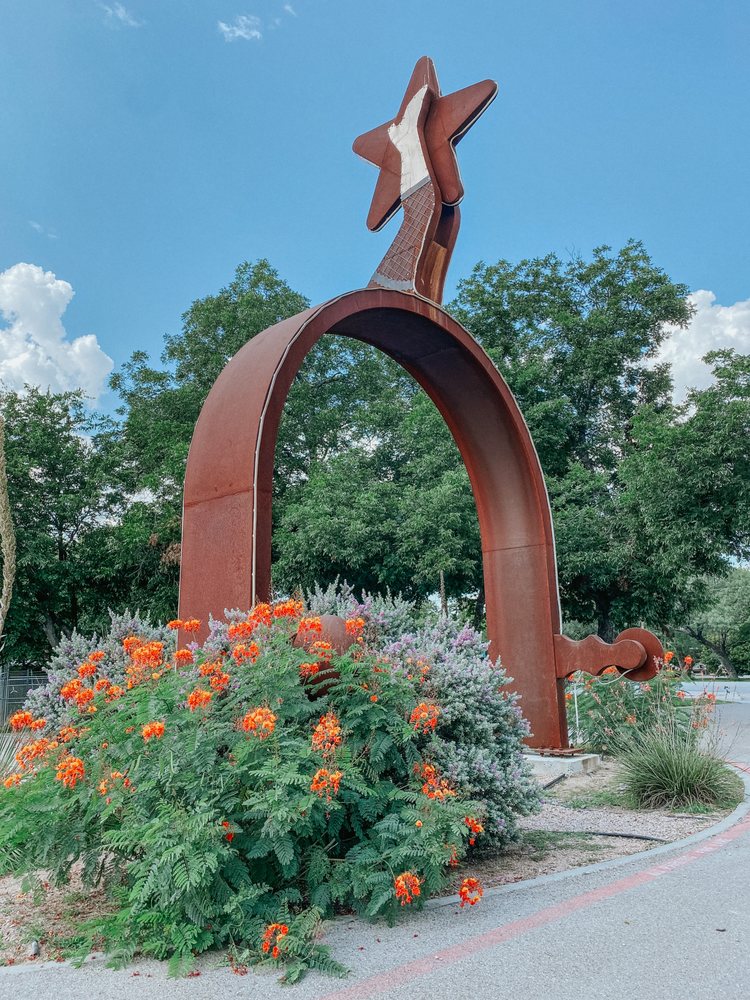 WORLDS LARGEST SPUR Updated September 2024 1902 US Hwy 281