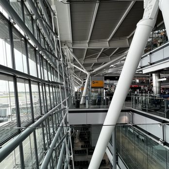 Heathrow Airport - Airports Near Me - Hounslow, XGL