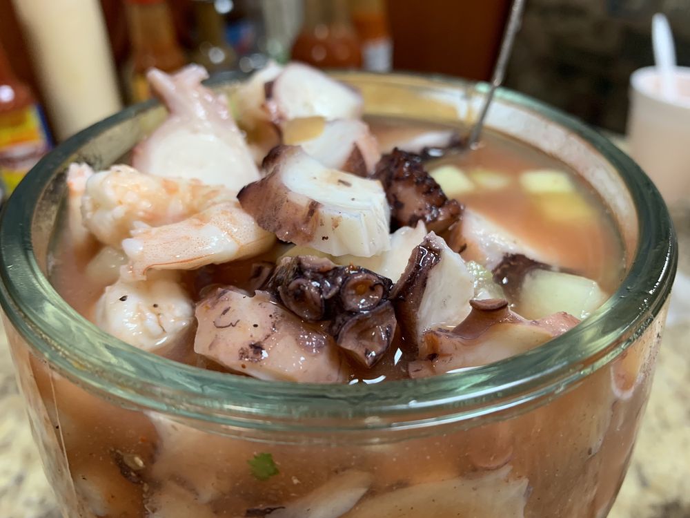 MARISCOS EL PERIHUETE 98 Photos & 139 Reviews 10910 Long Beach Blvd