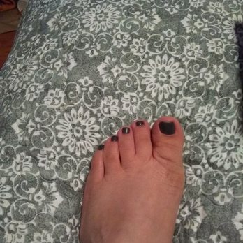 Queen Nails - Pedicure came out beautiful too - Nail Salons Near Me - Brea, California