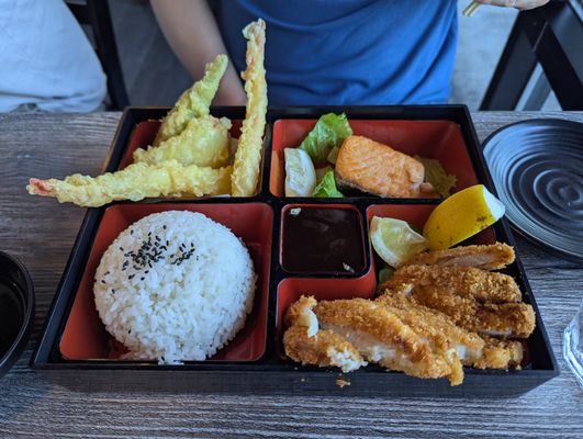 Akebono Japanese Cuisine by null