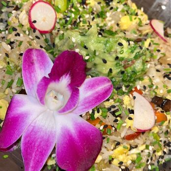 Cellar 335 - Avocado Fried Rice - Cocktail Bars Near Me - Jersey City, New Jersey