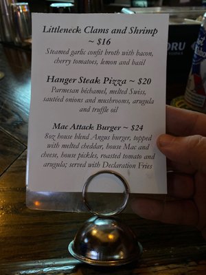 Horn's Hook Tavern by null