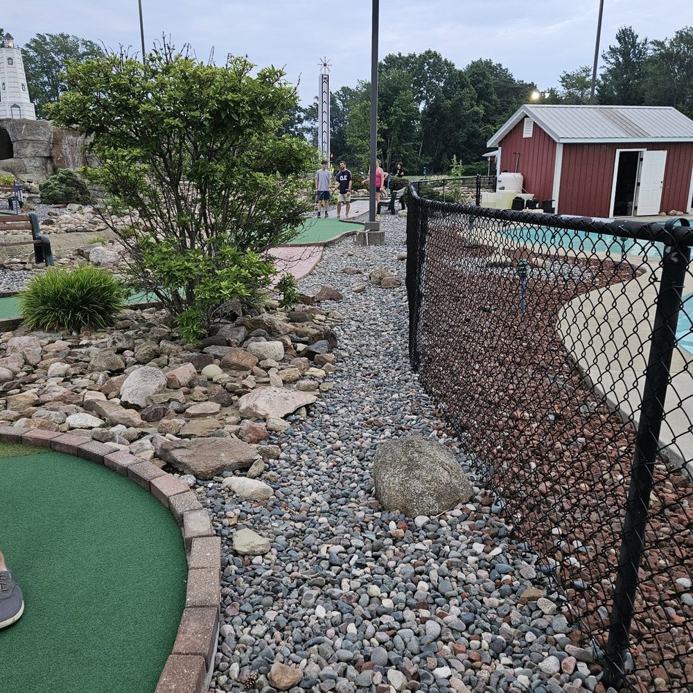 Adventure Zone - Amusement Parks Near Me - Geneva, Ohio