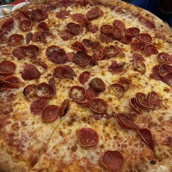 HomeSlyce - Columbia - 16" Pepperoni Pizza - Pizza Near Me - Columbia, Maryland