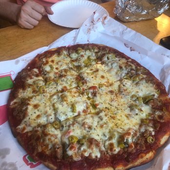 Phil's Pizza - Sausage & giardiniera pizza - large - Pizza Near Me - Chicago, Illinois Phil's Pizza - Sausage & giardiniera pizza - large - Pizza Near Me - Chicago, Illinois