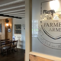 The Farmers Arms - Restaurant Entrance