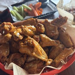 Kennedy's Public House - Daytona Wings