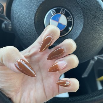 Palace Nails - Natalie - Nail Salons Near Me - North Hills, California