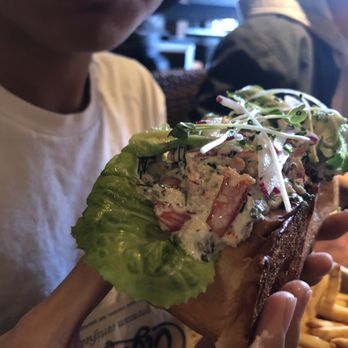 Pacific Catch - Lobster Roll - Seafood Near Me - Dublin, California Pacific Catch - Lobster Roll - Seafood Near Me - Dublin, California