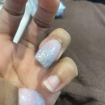 M. Vincé Nail Spa - First nail to ever crack on 01/03 (thumb) still intact. White portion of pinky nail is dead, loss 1/8" off nailbed. - Nail Salons Near Me - Baton Rouge, Louisiana