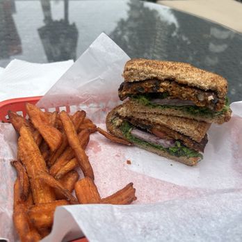 Sunshine's - Black Bean Sandwich - Juice Bars & Smoothies Near Me - Houston, Texas