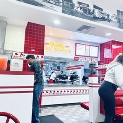 In-N-Out Burger