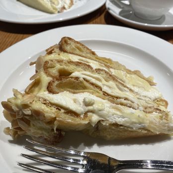 HARBS SoHo - Lunch Special: Slice of today's cake - Bakeries Near Me - New York, New York