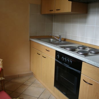 Hotel Am Luisenplatz - Hier habe ich Kühlschrank und Wasserkocher gerne genutzt - Hotels Near Me - Potsdam, BB Hotel Am Luisenplatz - Hier habe ich Kühlschrank und Wasserkocher gerne genutzt - Hotels Near Me - Potsdam, BB