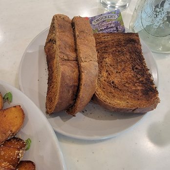 Ethan's Eatery - Breakfast & Brunch Near Me - Oroville, California