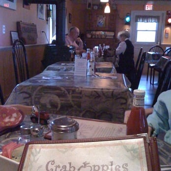 Crabapple's - Cozy interior - Seafood Near Me - Falmouth, Massachusetts Crabapple's - Cozy interior - Seafood Near Me - Falmouth, Massachusetts