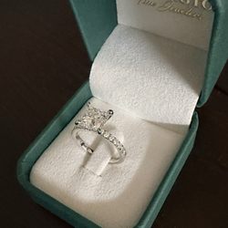 Huntington Fine Jewelers