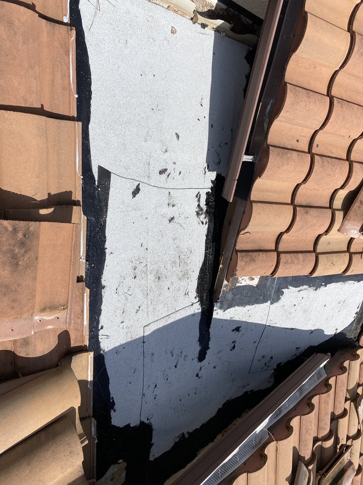 Slide of Mason Roofing