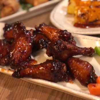 Grizzly's Grill - Sweet chili bone in wings - American Near Me - Waite Park, Minnesota