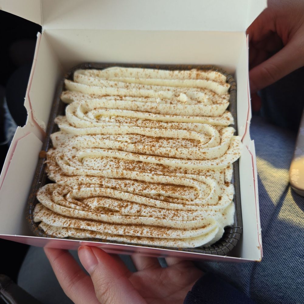 Crumbl - Coon Rapids - Tres leche cake - Bakeries Near Me - Coon Rapids, Minnesota