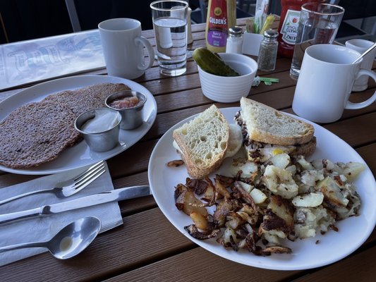 Zaidy's Deli & Bakery by null