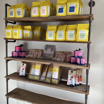 Caffe Luxxe - Coffee & Tea Near Me - Santa Monica, California