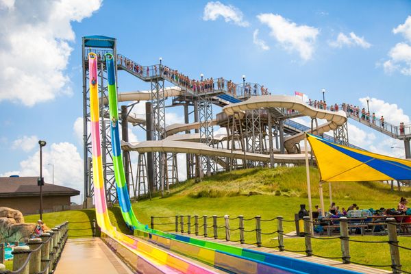 Hurricane Harbor Rockford by null