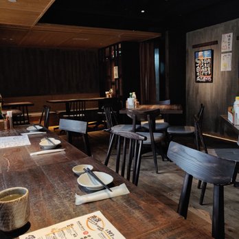 魚治 - Interior - Japanese Near Me - Hong Kong, HK
