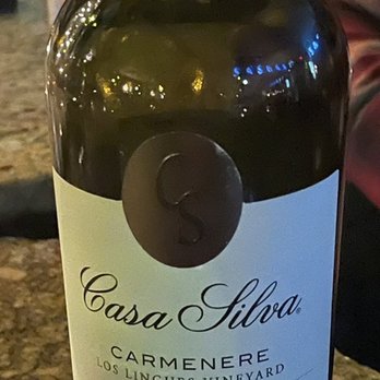 Sasha's On Shaw - Bottle of wine. Red blend - New American Near Me - Saint Louis, Missouri