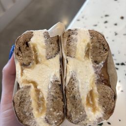 Cinnamon raisin bagel with plain cream cheese & apple jam Cinnamon raisin bagel with plain cream cheese & apple jam