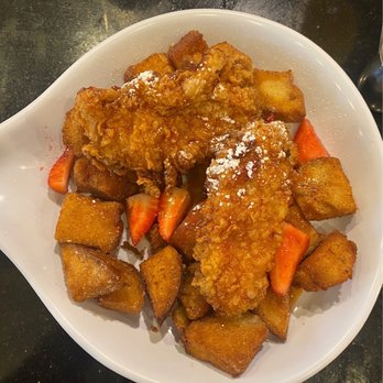 Ruby Slipper Decatur - Sweet Heat Chicken & French Toast Bites - Breakfast & Brunch Near Me - New Orleans, Louisiana Ruby Slipper Decatur - Sweet Heat Chicken & French Toast Bites - Breakfast & Brunch Near Me - New Orleans, Louisiana