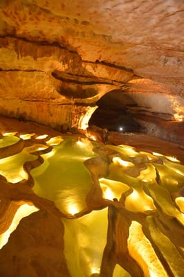 Grotte Saint-Marcel by null