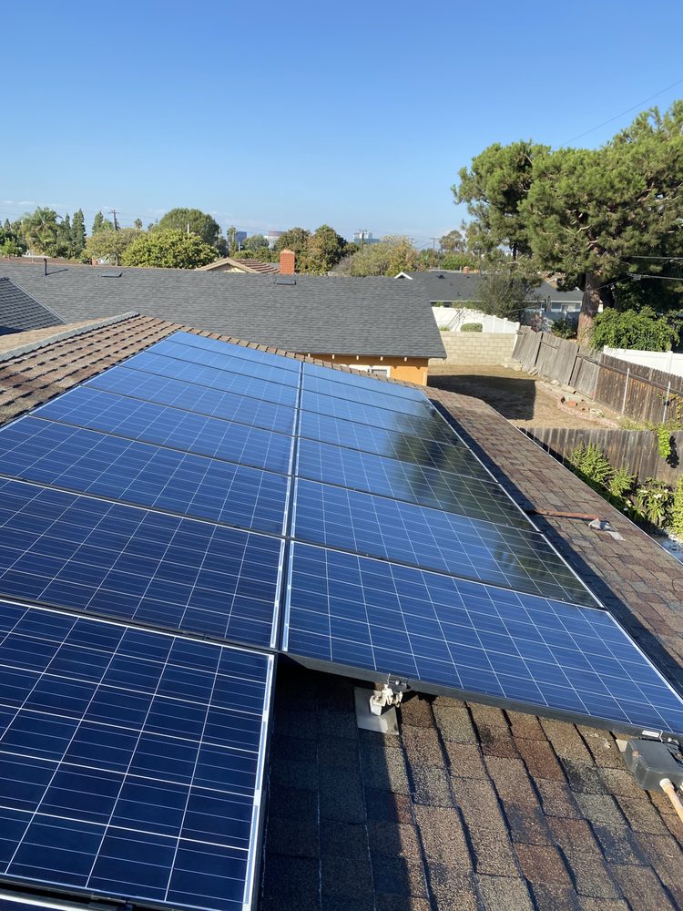 Slide of Stay Clean Solar