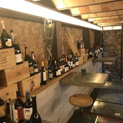 Bistro 19
