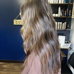 Salon Rustic