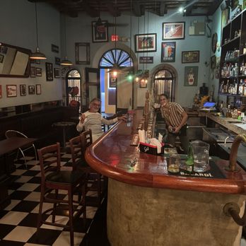 Bodega Chic - The best bartender Daniel ! - French Near Me - San Juan, Puerto Rico