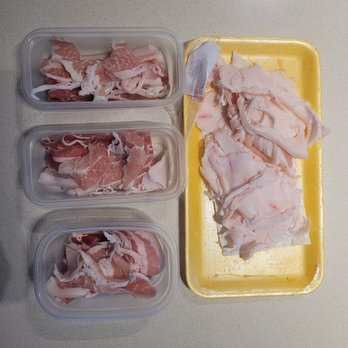 iFresh Supermarket - Shreded fat on pork belly tray - International Grocery Near Me - North Miami Beach, Florida iFresh Supermarket - Shreded fat on pork belly tray - International Grocery Near Me - North Miami Beach, Florida