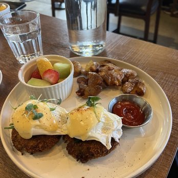 The Story Cafe - Crab Cake Bennies - Pizza Near Me - Richmond, British Columbia