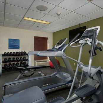 Hampton Inn Hanover - Health club fitness center gym - Hotels Near Me - Hanover, Pennsylvania Hampton Inn Hanover - Health club fitness center gym - Hotels Near Me - Hanover, Pennsylvania