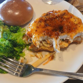 Applebee's Grill + Bar - Sweet and spicy grilled chicken sandwich was delicious - Sports Bars Near Me - Portland, Texas